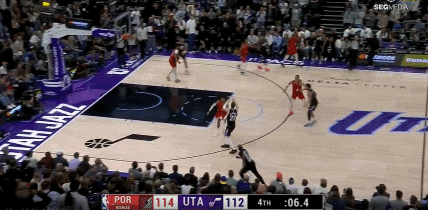 谈球吧官网登录入口两记扣篮拖入加时!新秀菲利波夫斯基30分18板&得分篮板均创新高