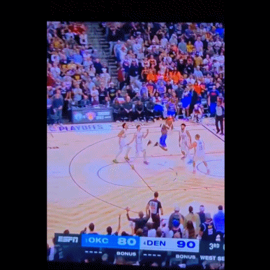 谈球吧(中国)官方网站👻穆雷模仿+嘲讽SGA假摔：他这样那样还这样