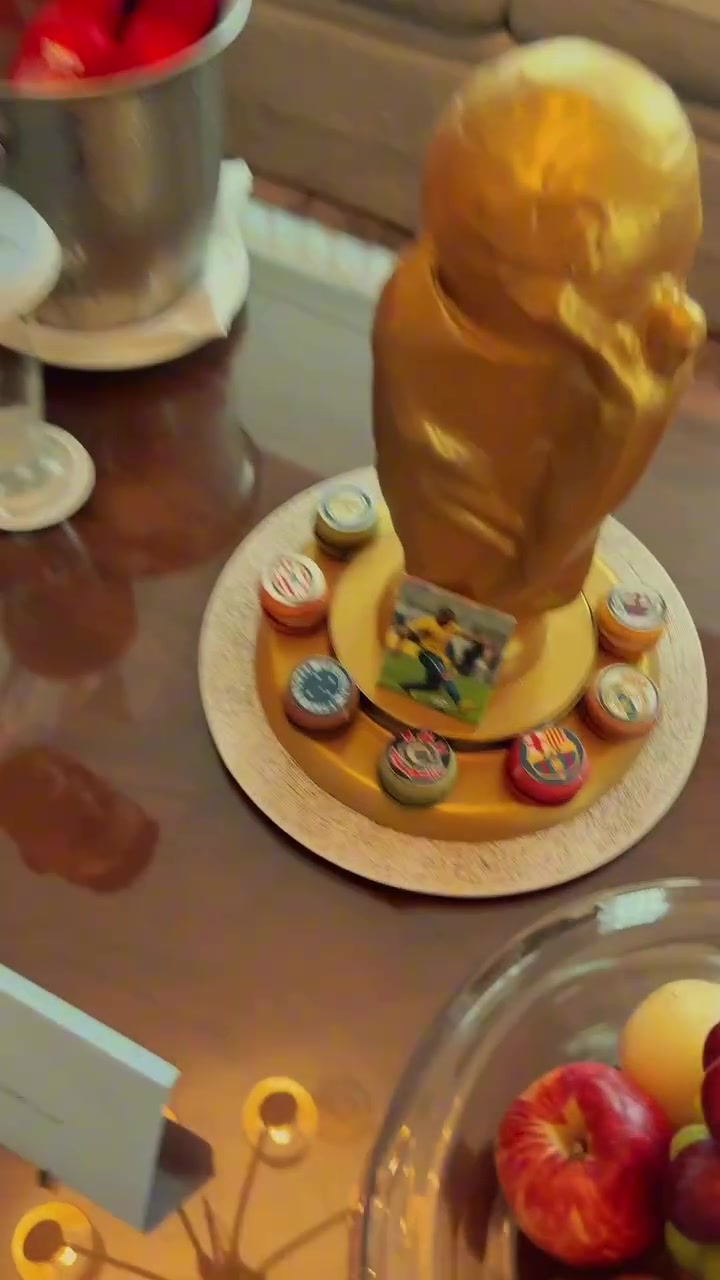 谈球吧(中国)官方网站大罗社媒：感谢中国球迷，能感受到如此爱意意义非凡❤️🇨🇳